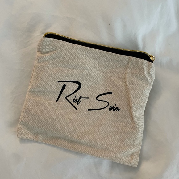 NEW Riot Swim Pico Set in Ocean Blue - Picture 6 of 8